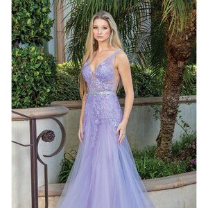 New Sleeveless Mermaid Prom Tulle Gown w/ Floral Applqiue & Deep V-Neck DQ 4311